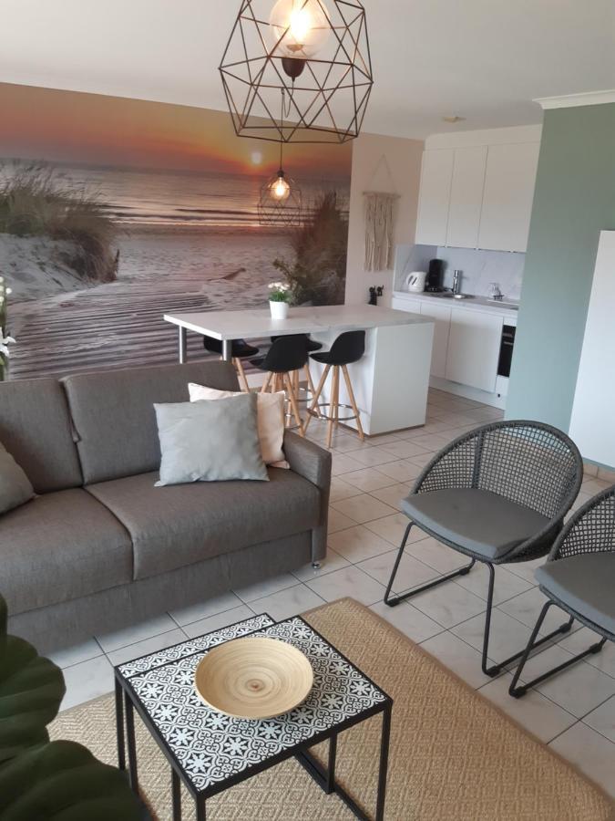 residentie Den Oever Nieuwpoort Buitenkant foto
