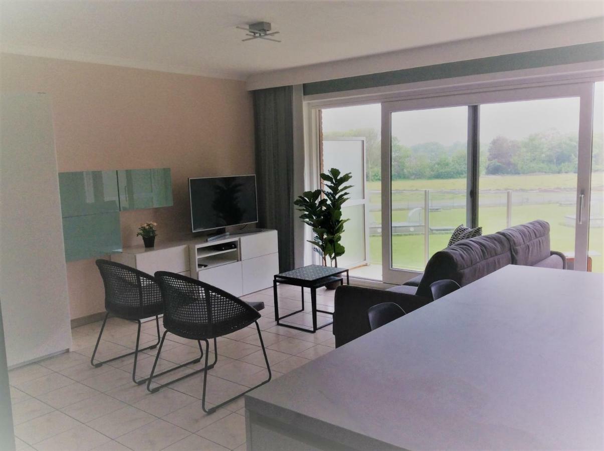 residentie Den Oever Nieuwpoort Buitenkant foto